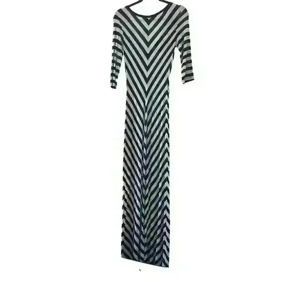 Calvin Klein Women's Striped Maxi Dress Size 4 Multicolor 3/4 Sleeve V-neck. - Picture 1 of 4